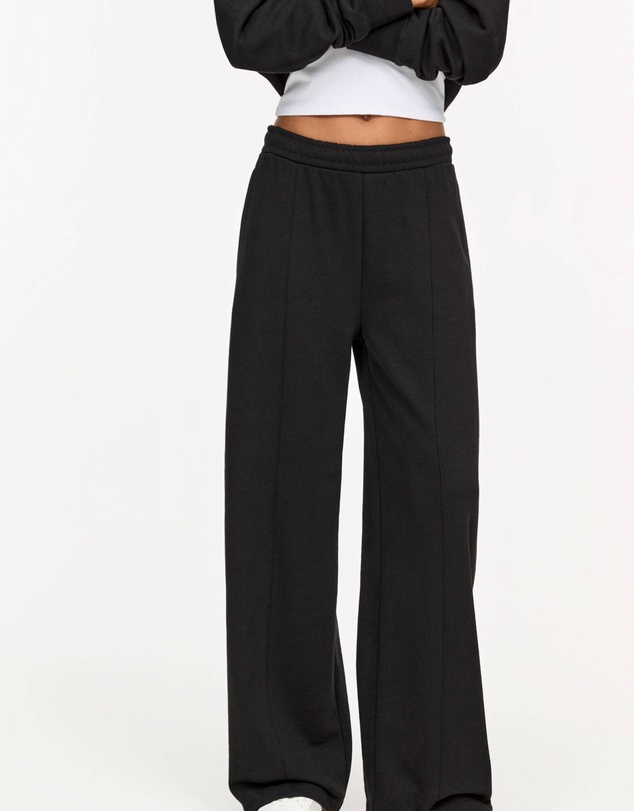 Pull&Bear - Straight Fit Tracksuit Bottoms