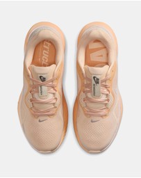 Nike - Structure 26 - Women's