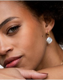Dower & Hall - Women's Timeless Keshi Pearl Hoops In Gold Vermeil