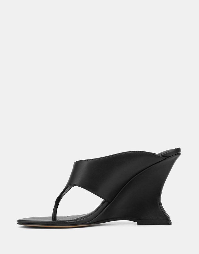 Wittner - Violet Wedges Black Leather