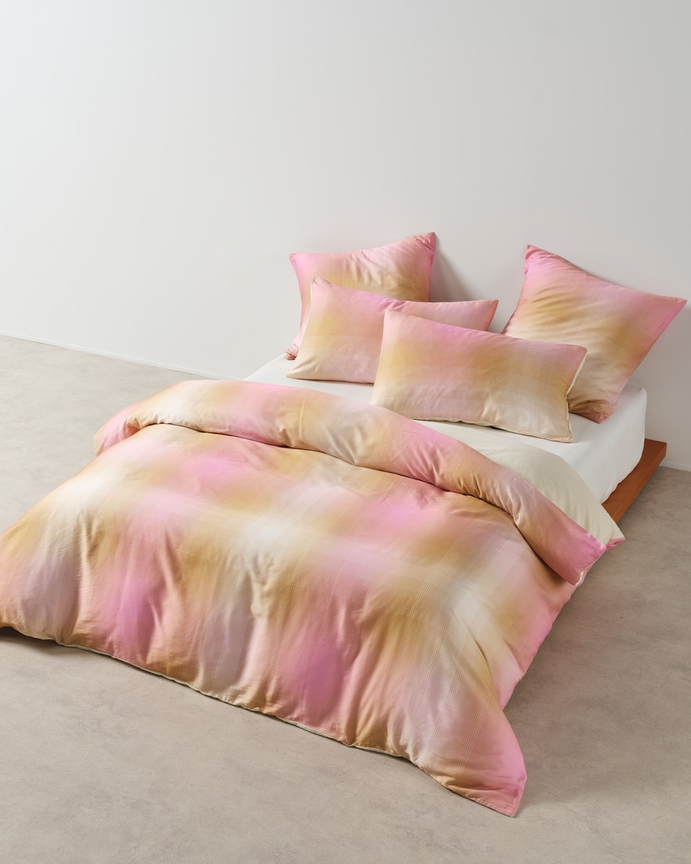 Linen House - Sunrise Check Quilt Cover Set - Home Living (Bubblegum) Sunrise Check Quilt Cover Set