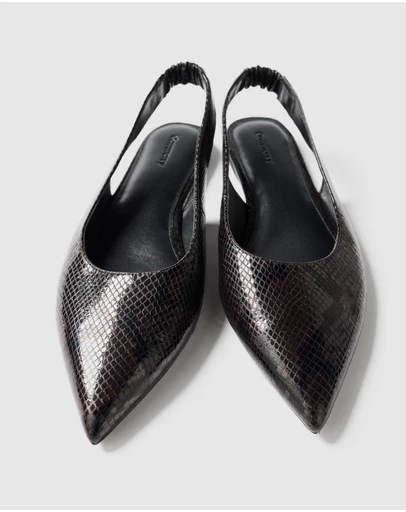 Commonry - Marcy Leather Flat