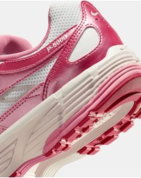 Nike - P-6000 - Women's
