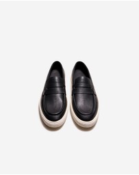 Calibre - Crepe Sole Slip-On Black