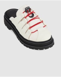 Rollie - Mule Hiker