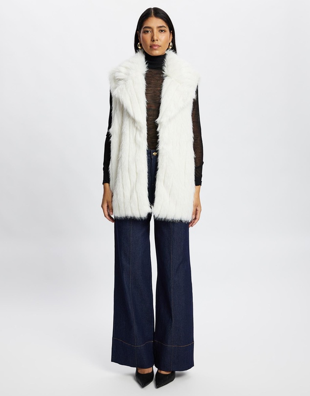 Honey and Beau - Farrah Faux Fur Vest