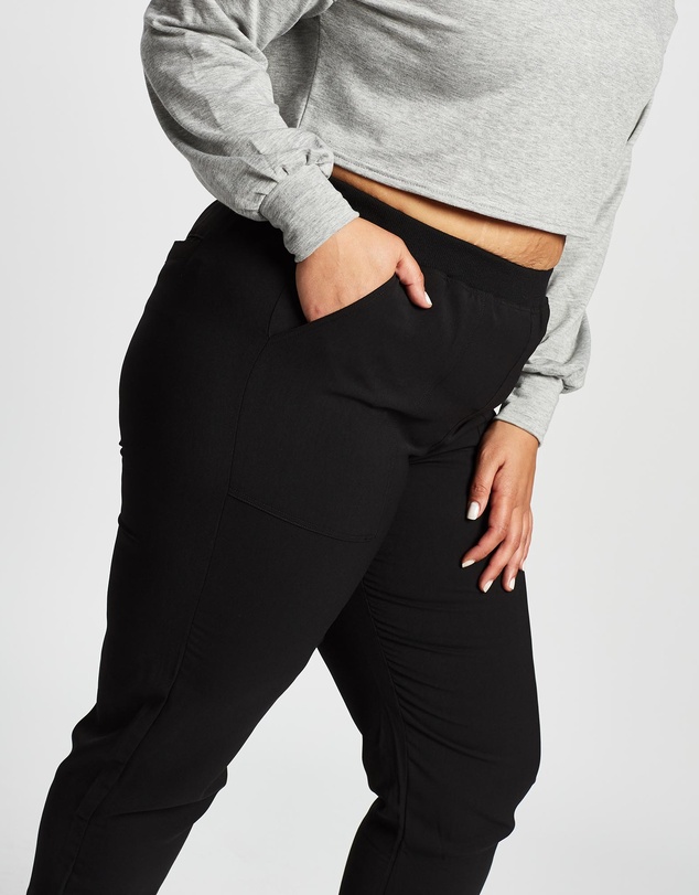 Love Your Wardrobe - Bree Relaxed Rib Cuff Pants