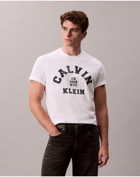 Calvin Klein Jeans - Varsity Logo Graphic Relaxed T-Shirt