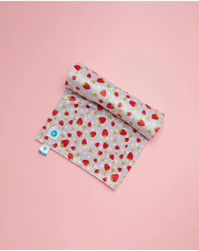 itti bitti - Travel Blanket Strawberry Shortcake
