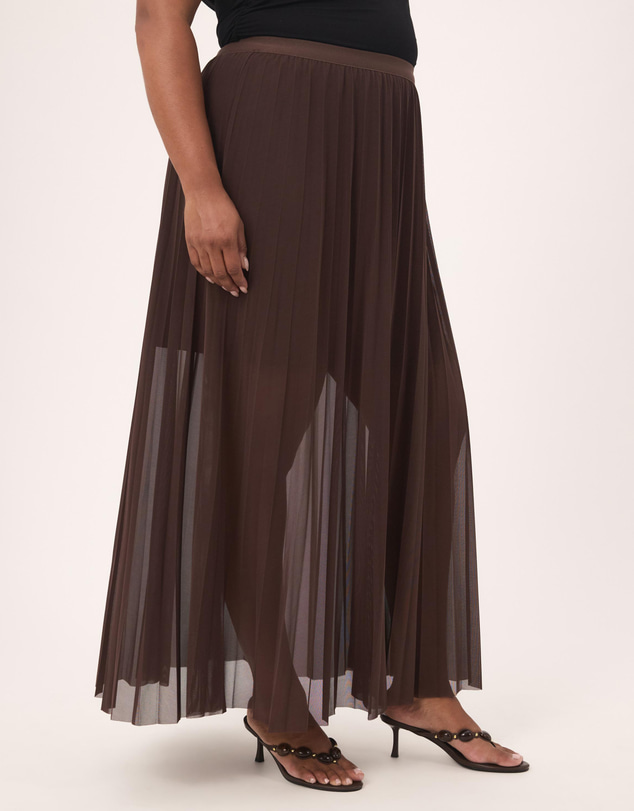Atmos&Here Curvy - Bella Pleated Mesh Maxi Skirt