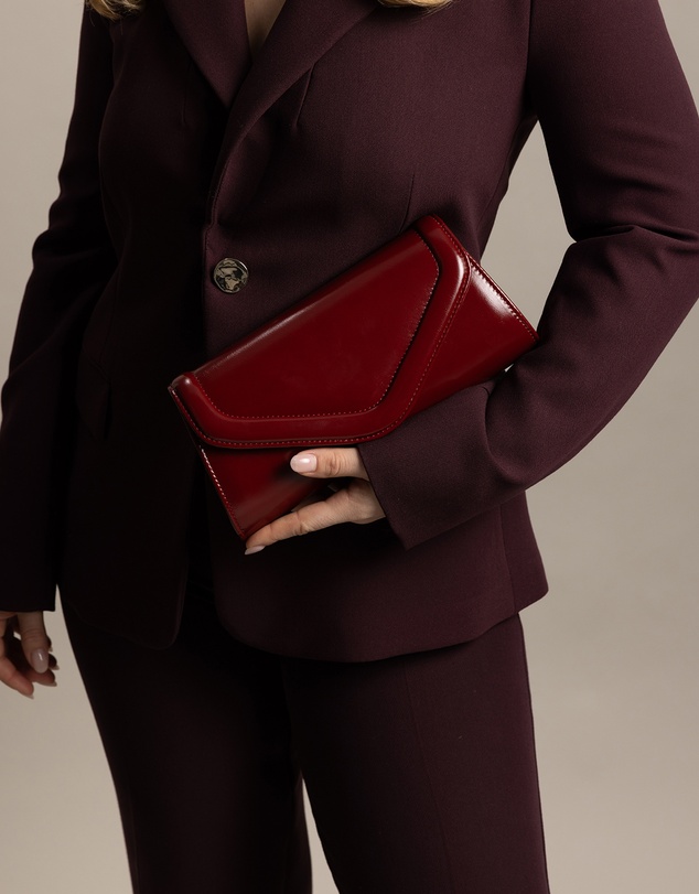 Morgan & Taylor - Cleo Clutch in Burgundy Red