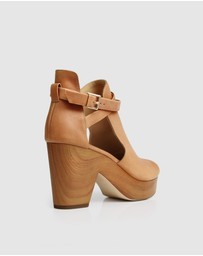 Belle & Bloom - Fearless Clog Ankle Boot - Tan