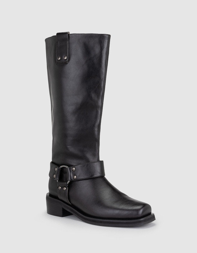 Chaos & Harmony - Titan Boot