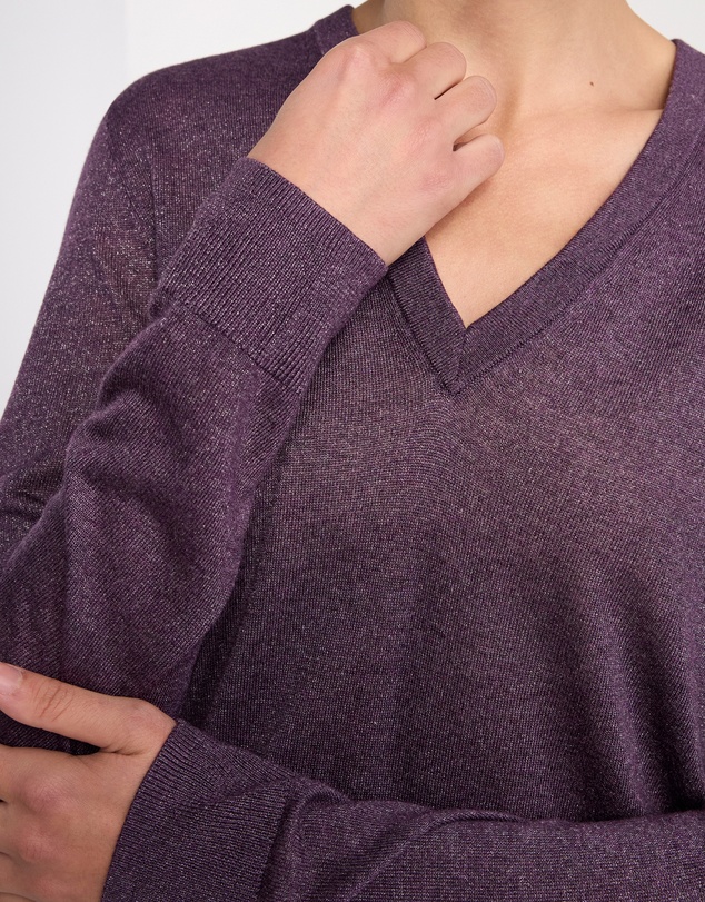 David Lawrence - Peta Sparkle V Neck Knit