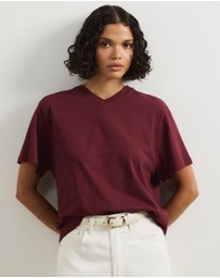 Atmos&Here - High V-Neck Organic Cotton Short Sleeve T-Shirt