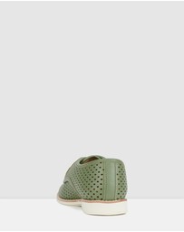 Rollie - Derby Punch Shoe