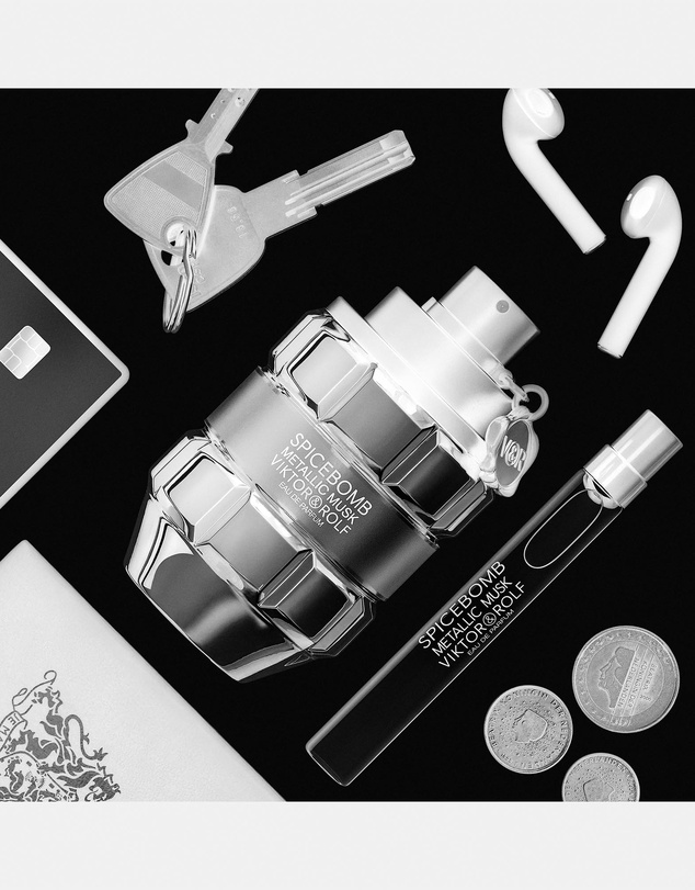 Viktor & Rolf - Viktor&Rolf Spicebomb Metallic Musk EDP 90ml