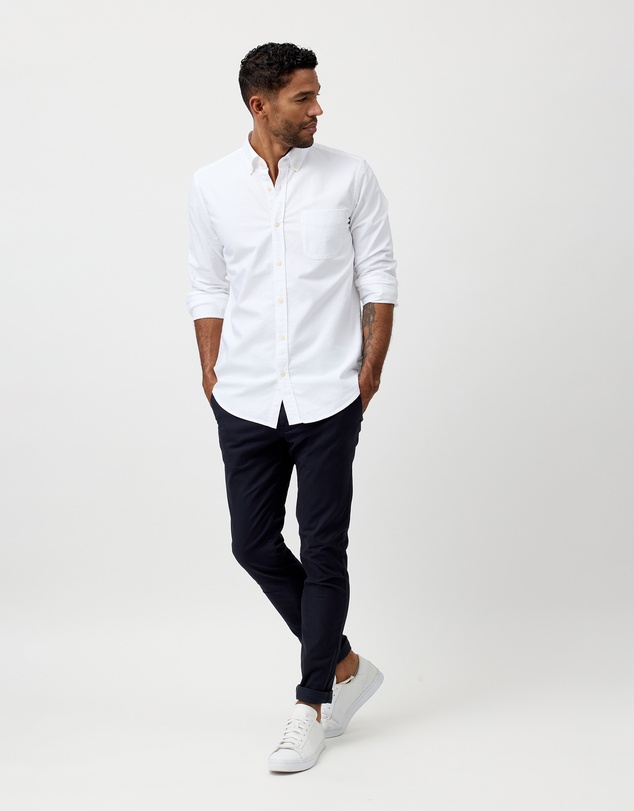 Wayver - The Button-Down Oxford Shirt