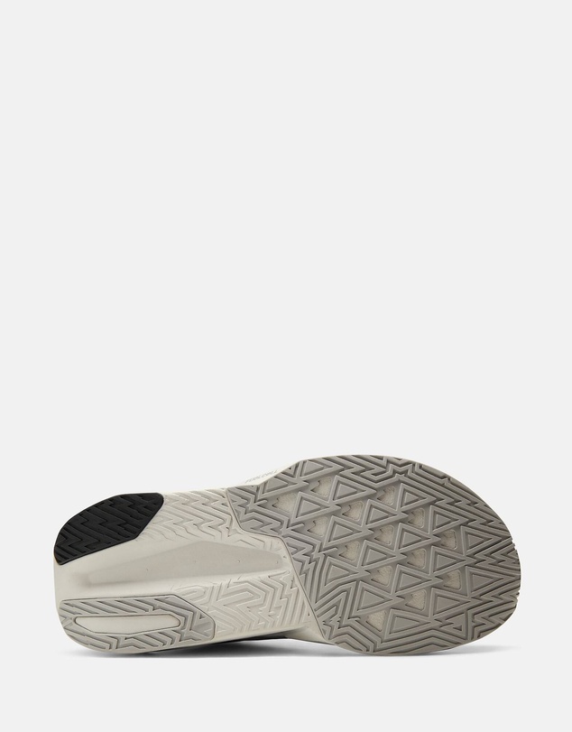 New Balance - FuelCell Rebel v5 (Wide Fit) - Women's