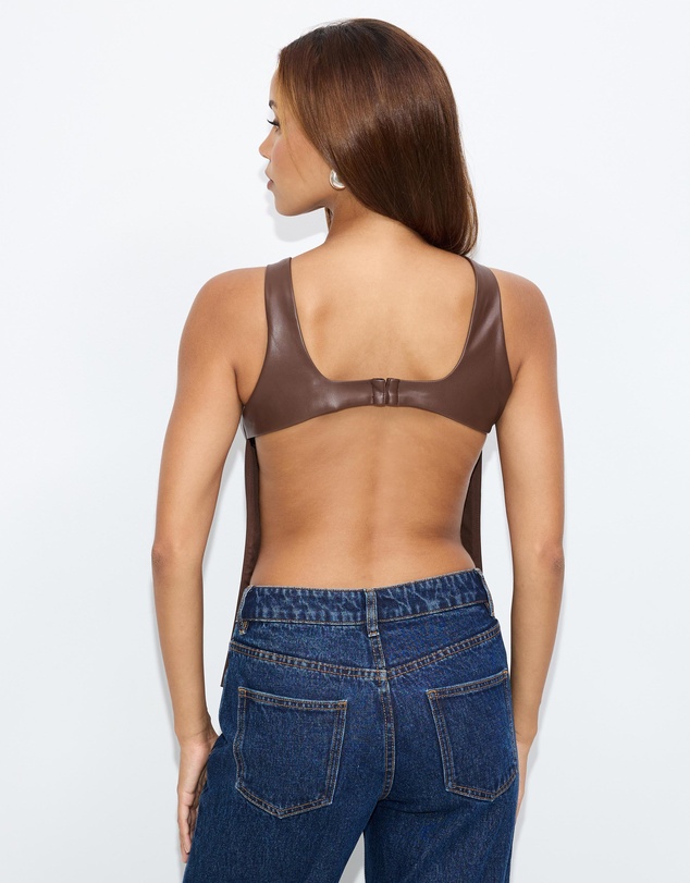Dazie - Demi Backless Top