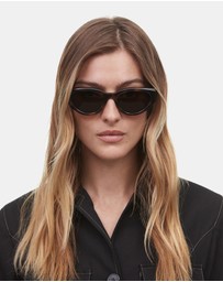 CHIMI - 6.3 Cat Eye Sunglasses