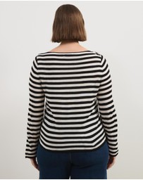 Atmos&Here Curvy - Bella Fine Knit Stripe Top
