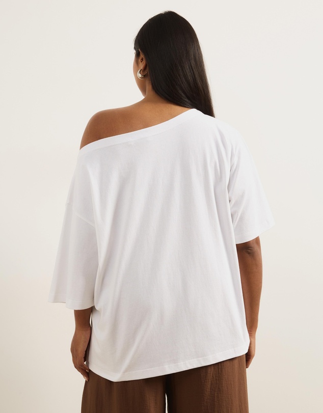 Atmos&Here Curvy - Sadie Oversized Cotton Boat Neck T-Shirt