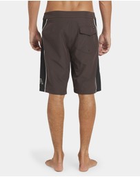 RVCA - Mens Retract Trunk 20