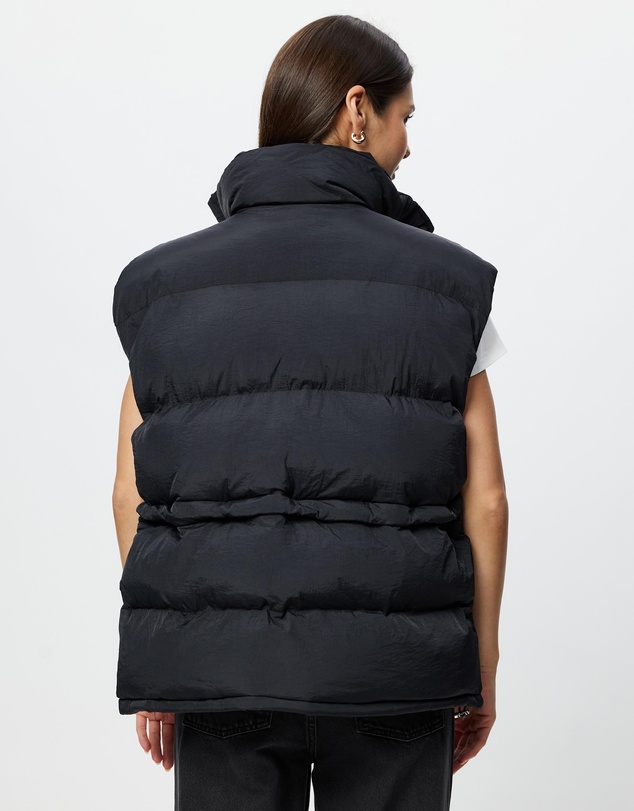 Belle & Bloom - Landslide Zip-Off Puffer Vest - ICONIC EXCLUSIVE