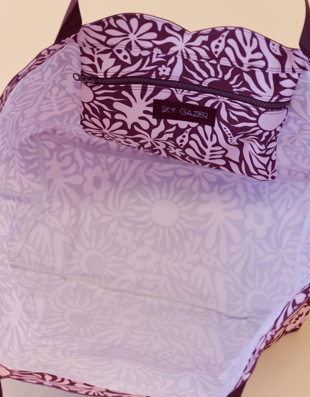 Sky Gazer - Scalloped Edge Beach Bag- Berry Sunrise