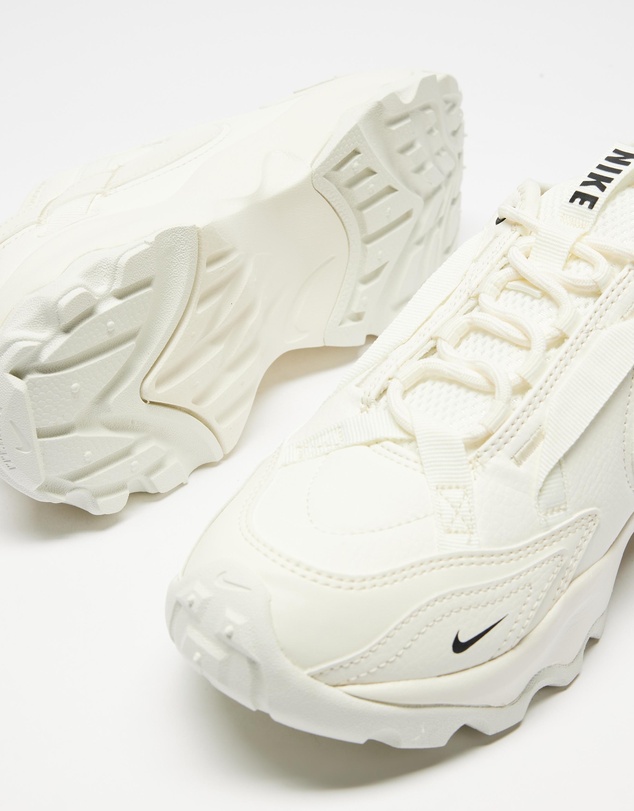 Nike - TC 7900 - Women's