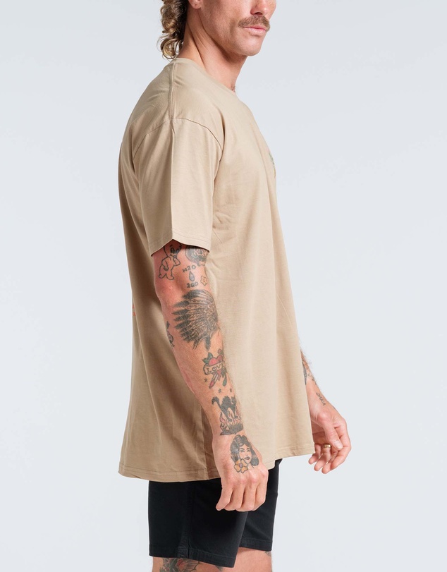 Vacancy Co - Club Dread Tee