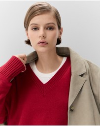 UNISON - Relaxed V Neck Knit