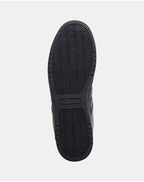 GUESS - Larvin8 Sneakers