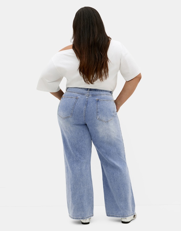 City Chic - Plus size Harley Fit Hallie Wide Leg Jean - mid wash