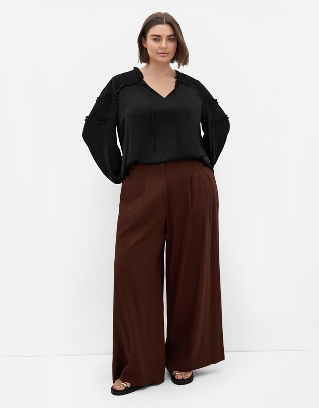City Chic - Drama Queen Long Sleeve Shirt - Black