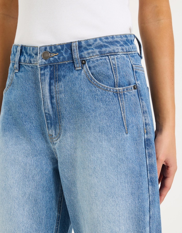 Calli - Blake Mid Rise Slim Barrel Leg Jeans