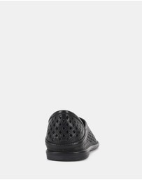 Hush Puppies - Chara