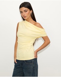 Dazie - Sapphire Ruched Asymmetric Top