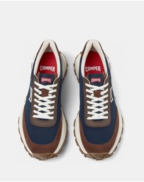 Camper - Trainers Drift Trail