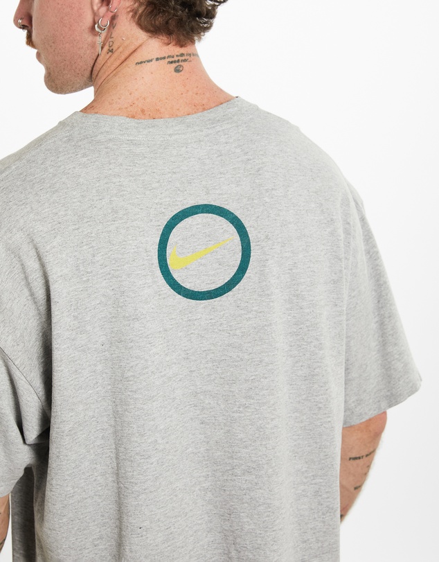 Vintage by The Real Deal - Pre Loved - 90s Nike Swoosh Tee