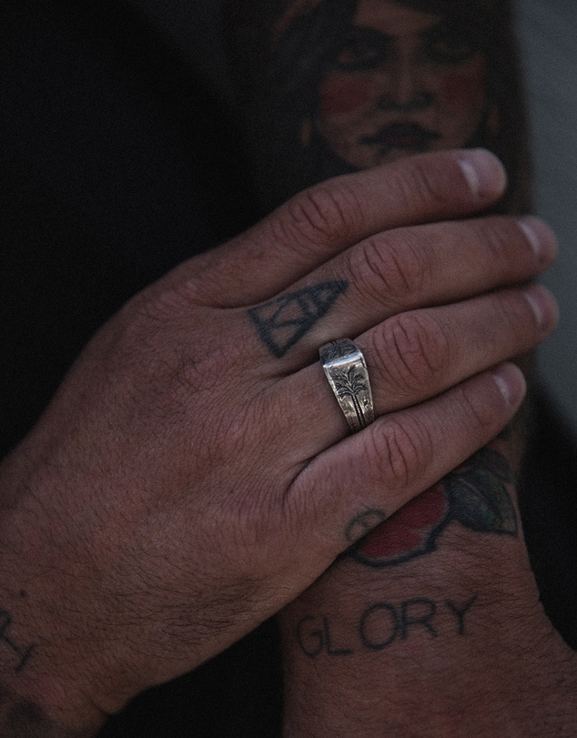 Haze & Glory - ICONIC EXCLUSIVE - Coconut Society Signet Ring in 925 Silver