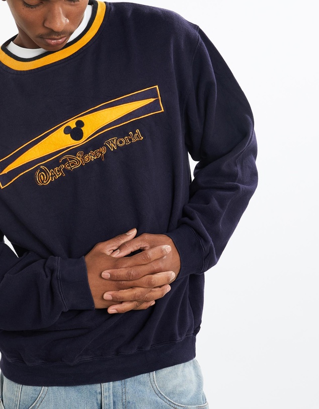 Vintage by The Real Deal - Pre Loved - Vintage 90s Walt Disney World Sweatshirt