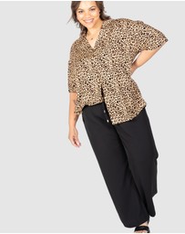 Love Your Wardrobe - Khloe Animal Print Shirt