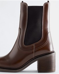 & Other Stories - Heeled Leather Chelsea Boots