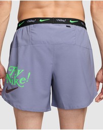 Nike - Stride 