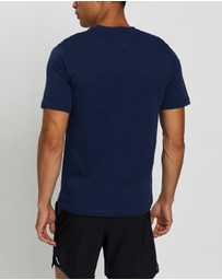 Nike - Sportswear Club Tee