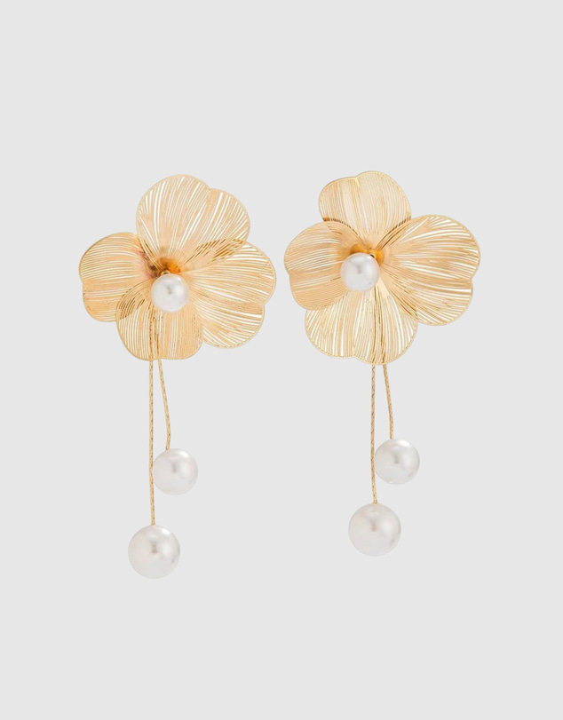 Honey and Beau - Pearl Blossom Earrings