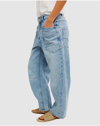 Free People - Minimalist Moxie Boyfriend Jeans