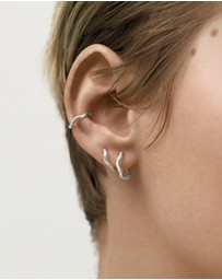 SAINT VALENTINE - Vera Wave Ear Cuff - Silver